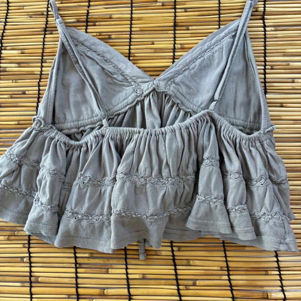 Urban Outfitters Grey Crochet Lace Trim Babydoll Cami Crop Top Large - Picture 4 of 8